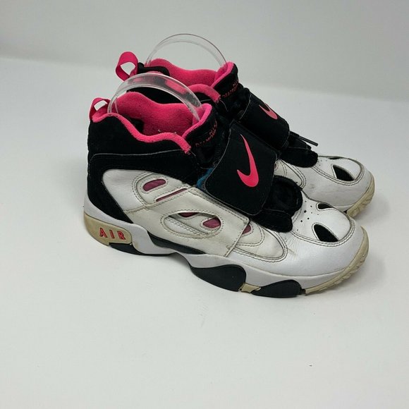 Nike Shoes - Nike Womens White Air Diamond Turf 2 488294-061 Cross Training Shoes Size 6.5
